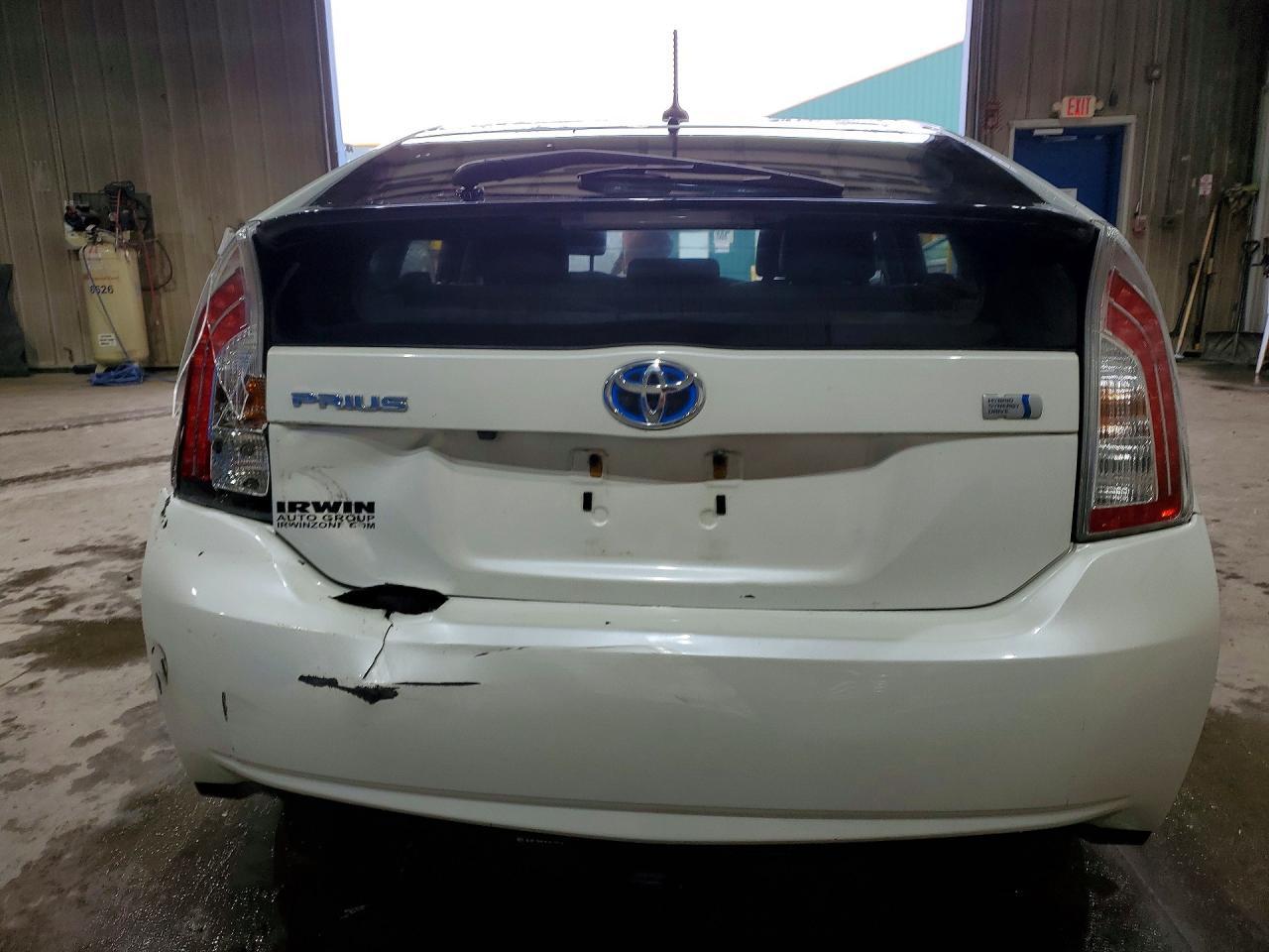 2015 Toyota Prius Four - Фото 6
