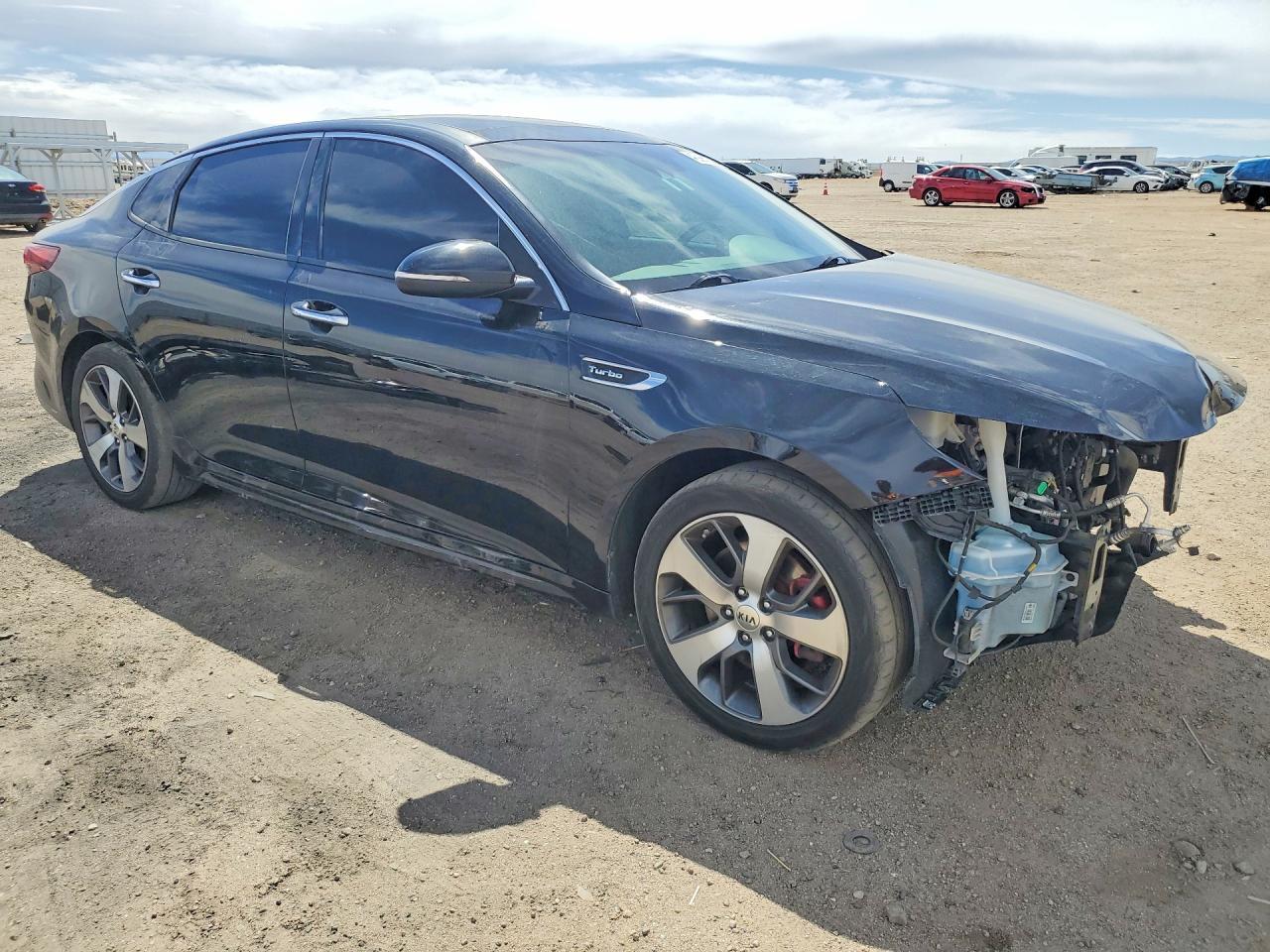 2017 Kia Optima - Фото 4