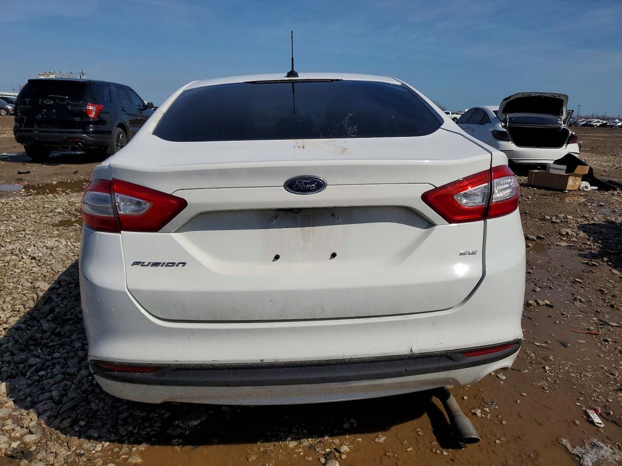 2015 Ford Fusion Se - Фото 6