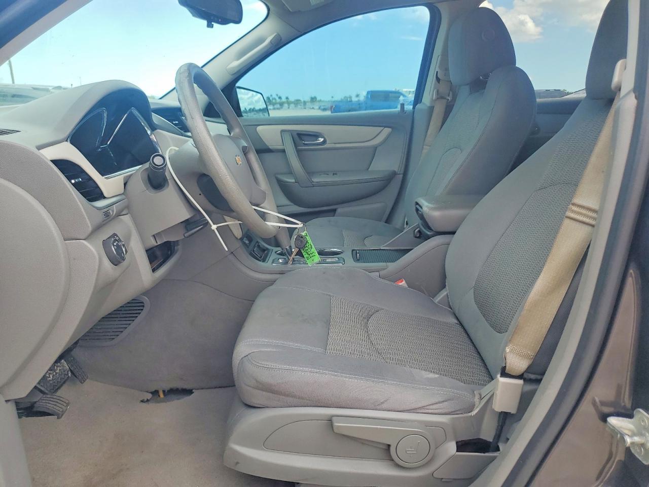 2015 Chevrolet Traverse Ls - Image 7