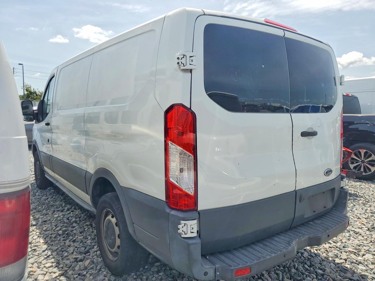 2017 Ford Transit T-250 - Фото 2