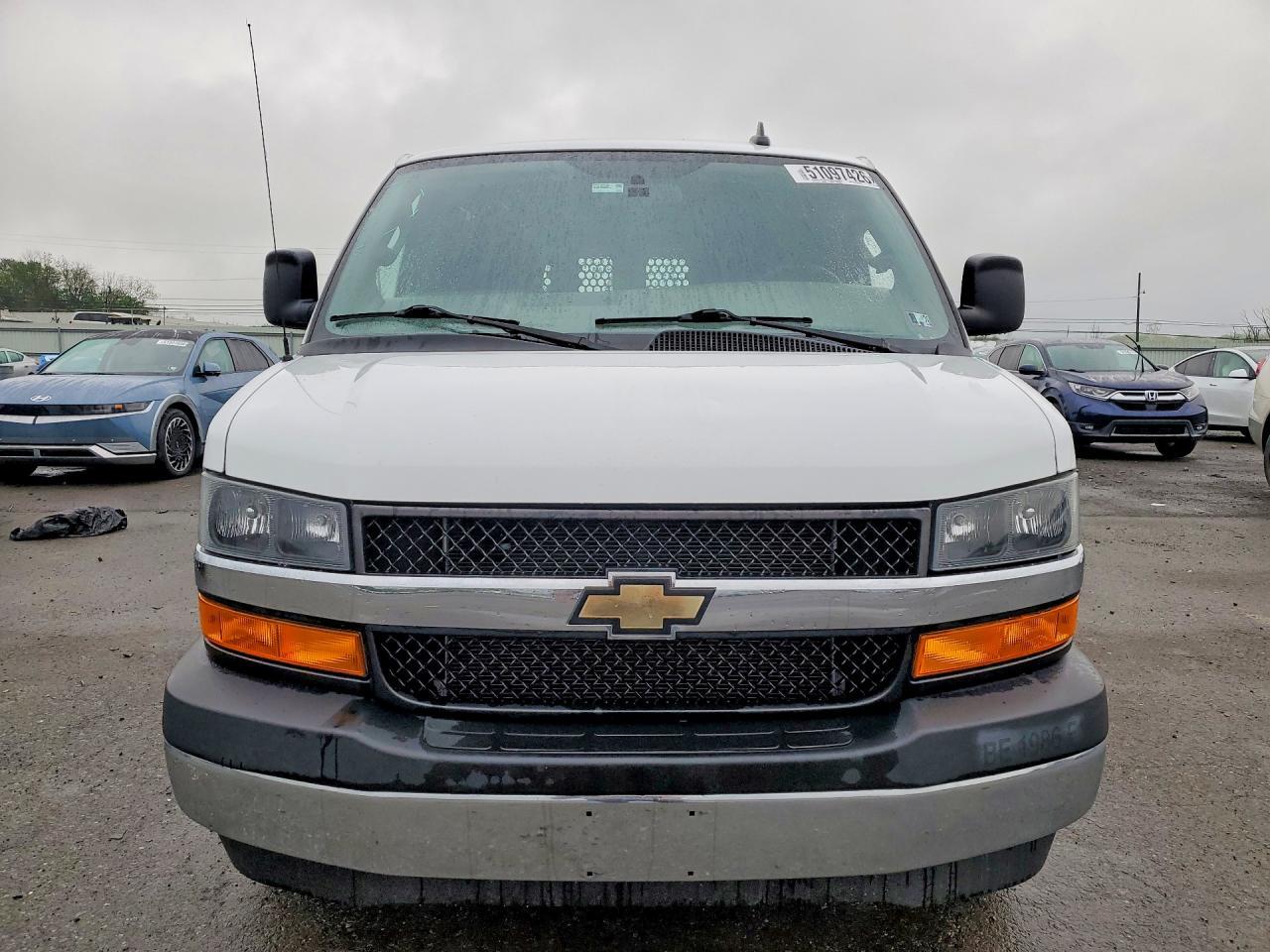 2021 Chevrolet Express G2500 - Image 5