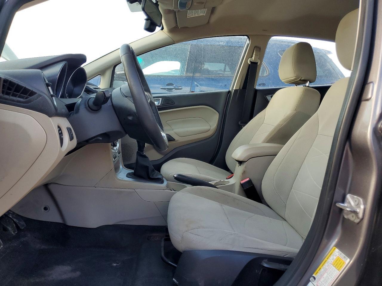 2014 Ford Fiesta Se - Image 7