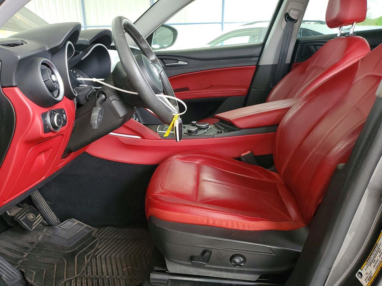 2019 Alfa Romeo Stelvio - Фото 7