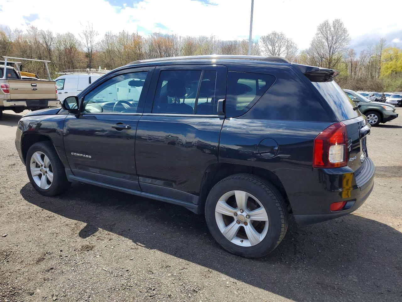 2014 Jeep Compass Latitude - Image 2