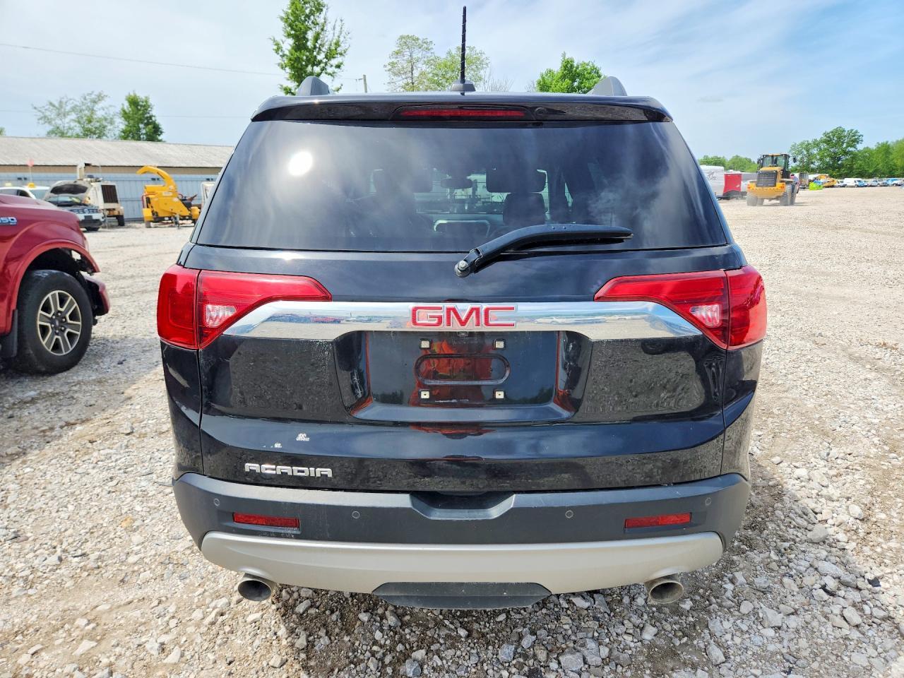 2017 GMC Acadia Slt-2 - Image 6