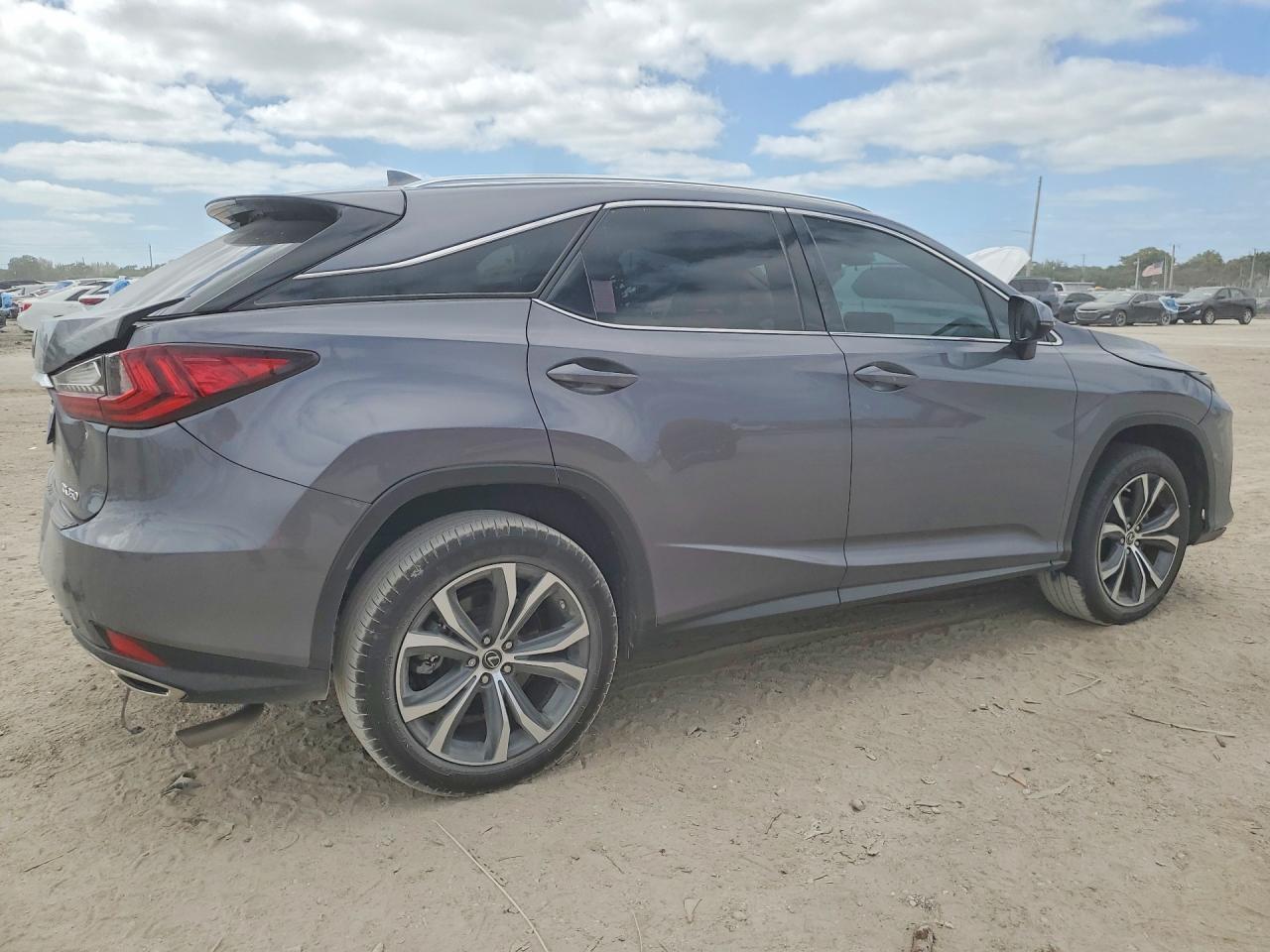 2022 Lexus Rx 350 - Image 3