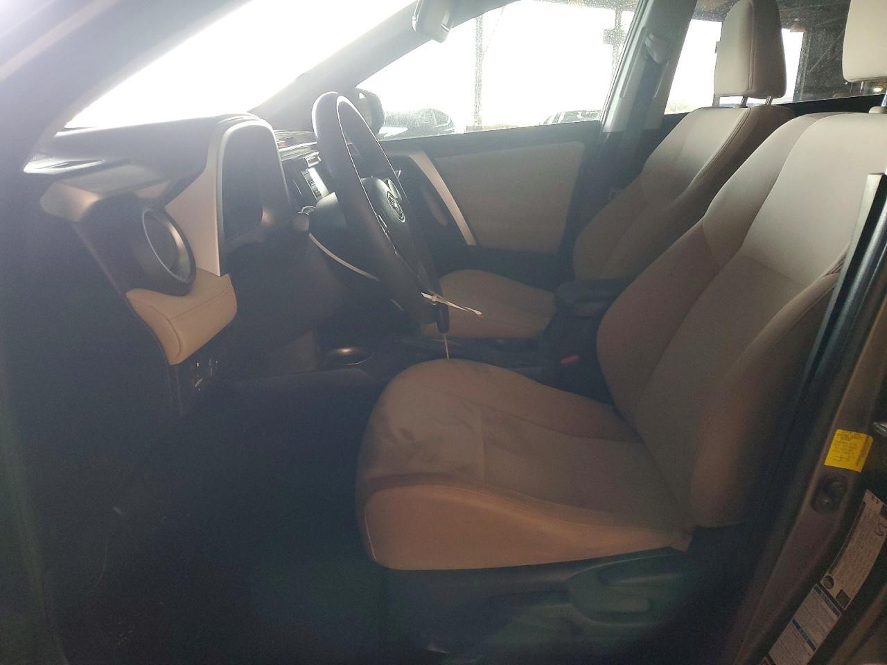 2015 Toyota Rav4 Xle - Image 7