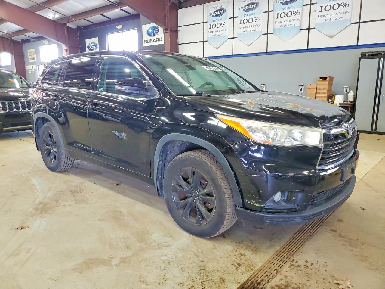 2014 Toyota Highlander Le Plus - Image 4