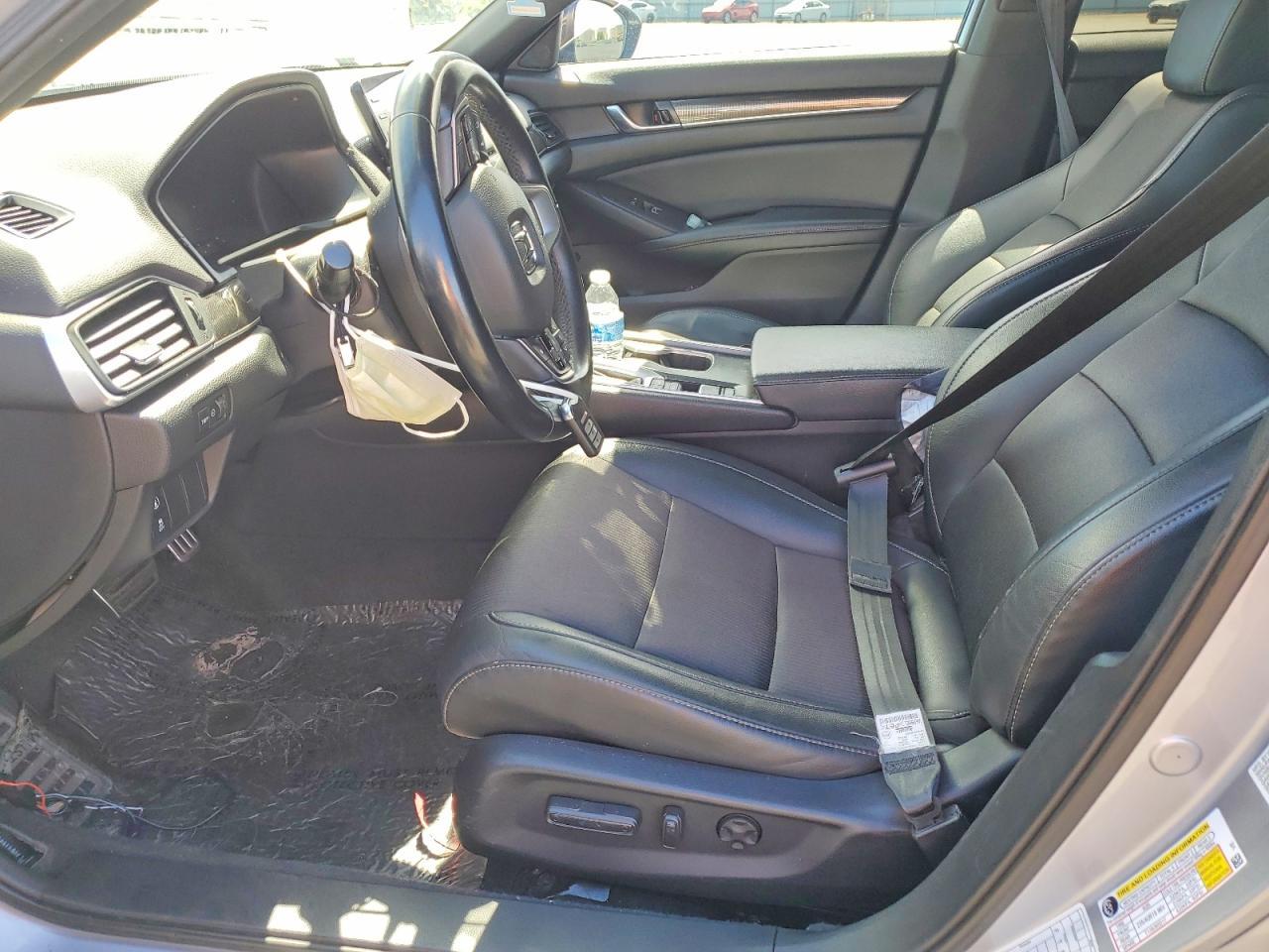 2021 Honda Accord Sport - Image 7