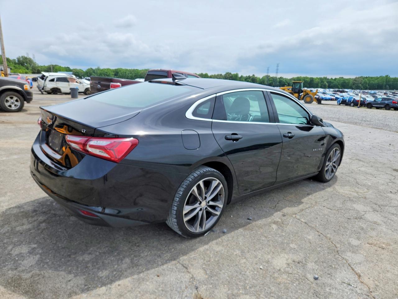 2021 Chevrolet Malibu Lt - Фото 3