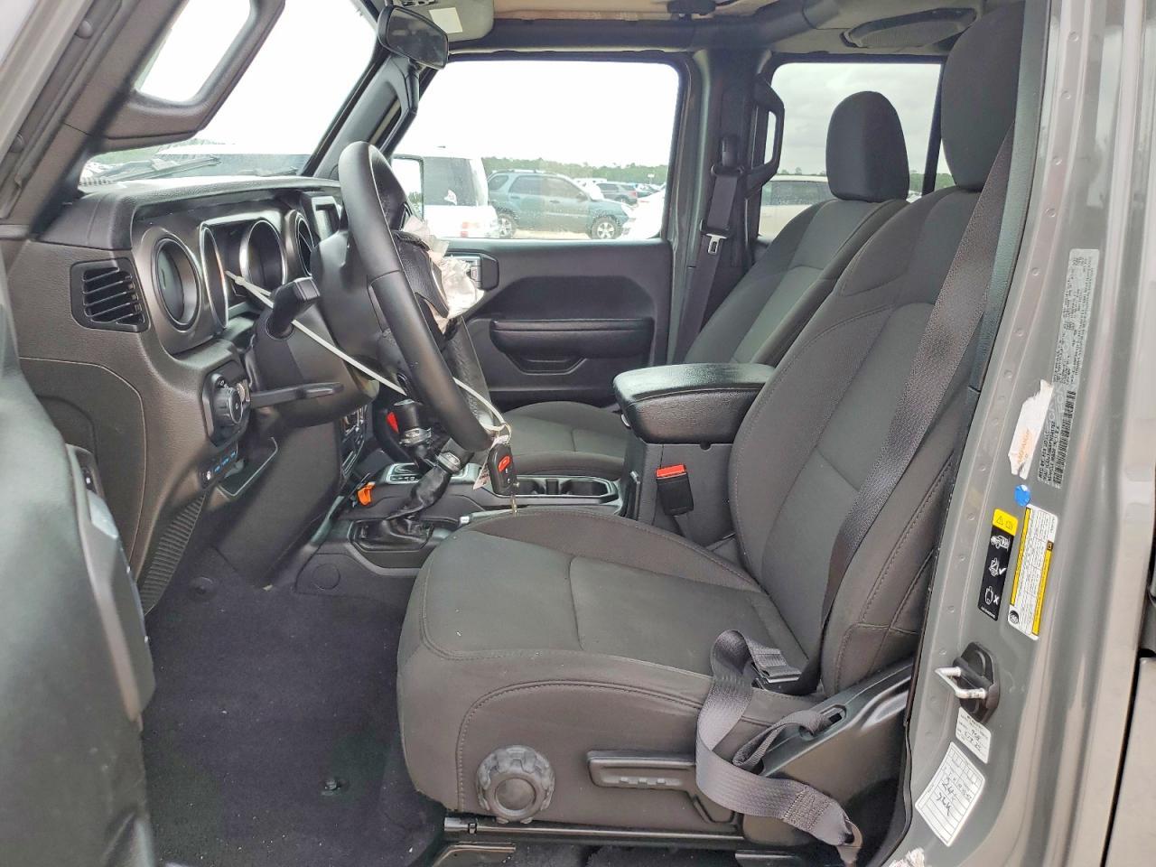 2023 Jeep Wrangler 4Xe - Image 7