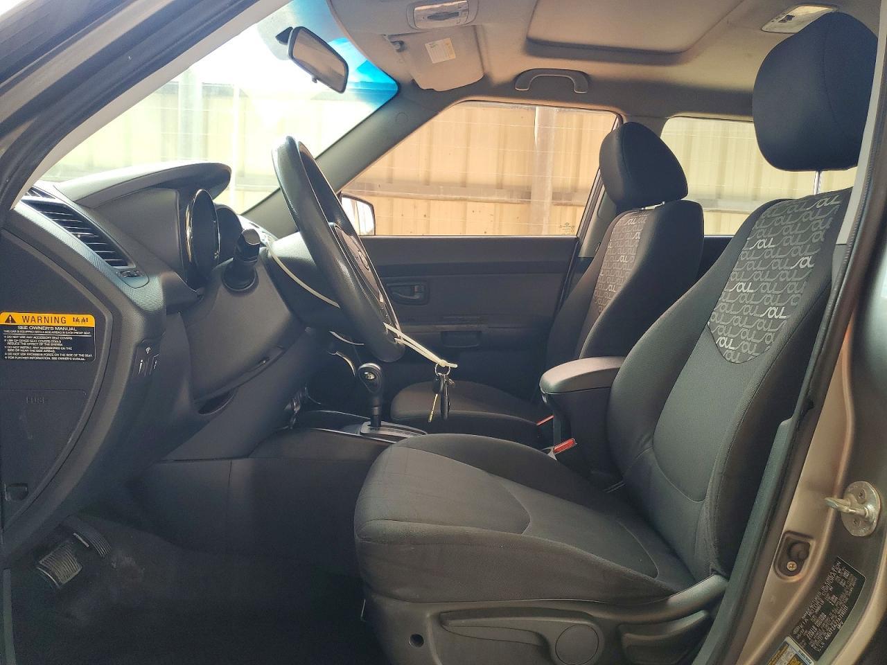 2010 Kia Soul + - Фото 7