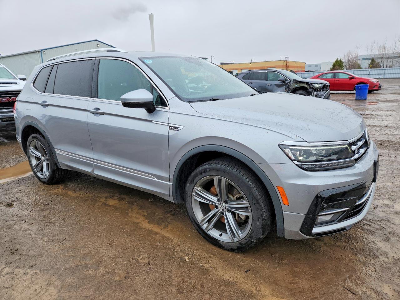 2021 Volkswagen Tiguan Sel Premium R-Line - Image 4