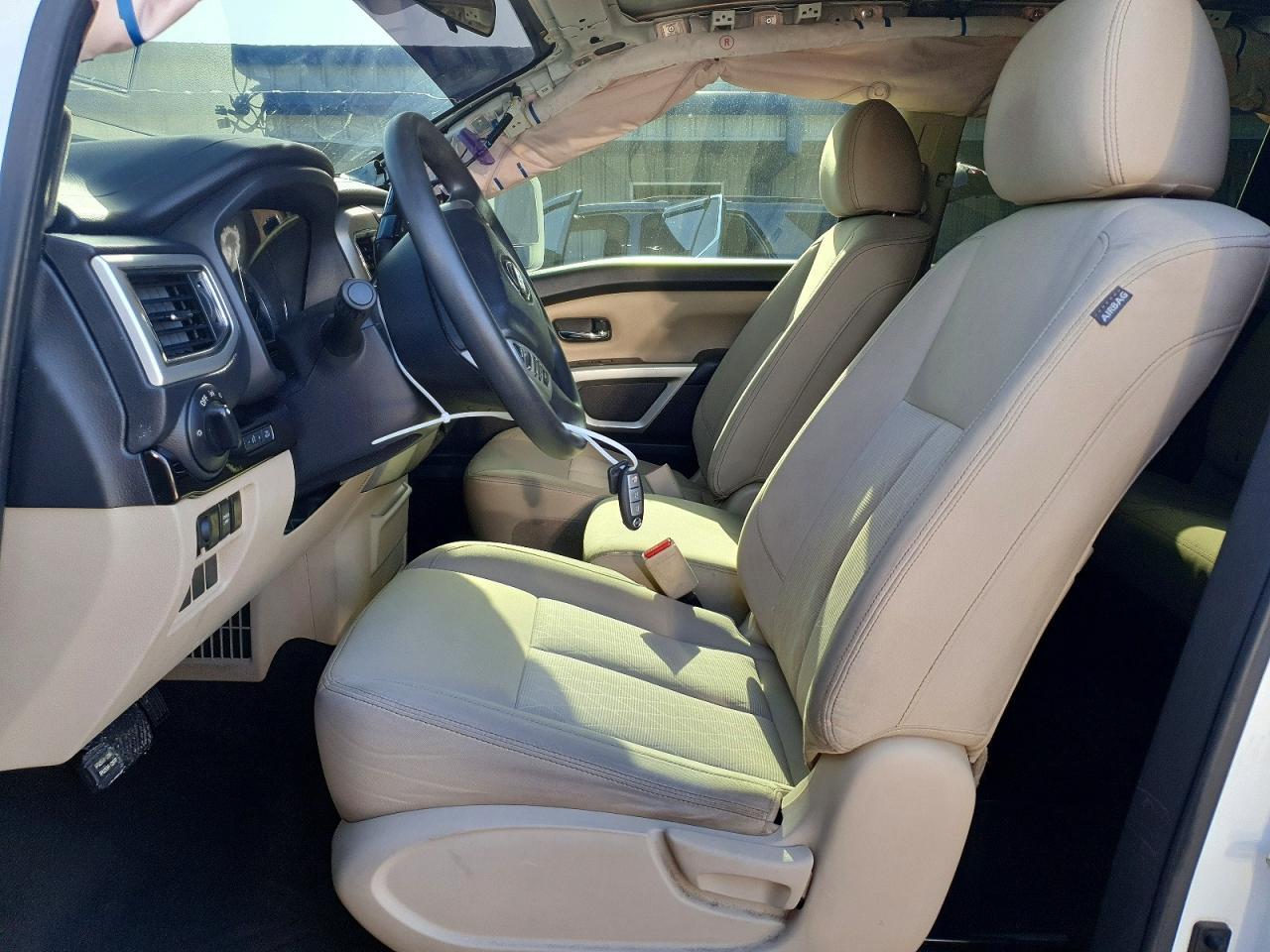 2017 Nissan Titan Sv - Фото 7