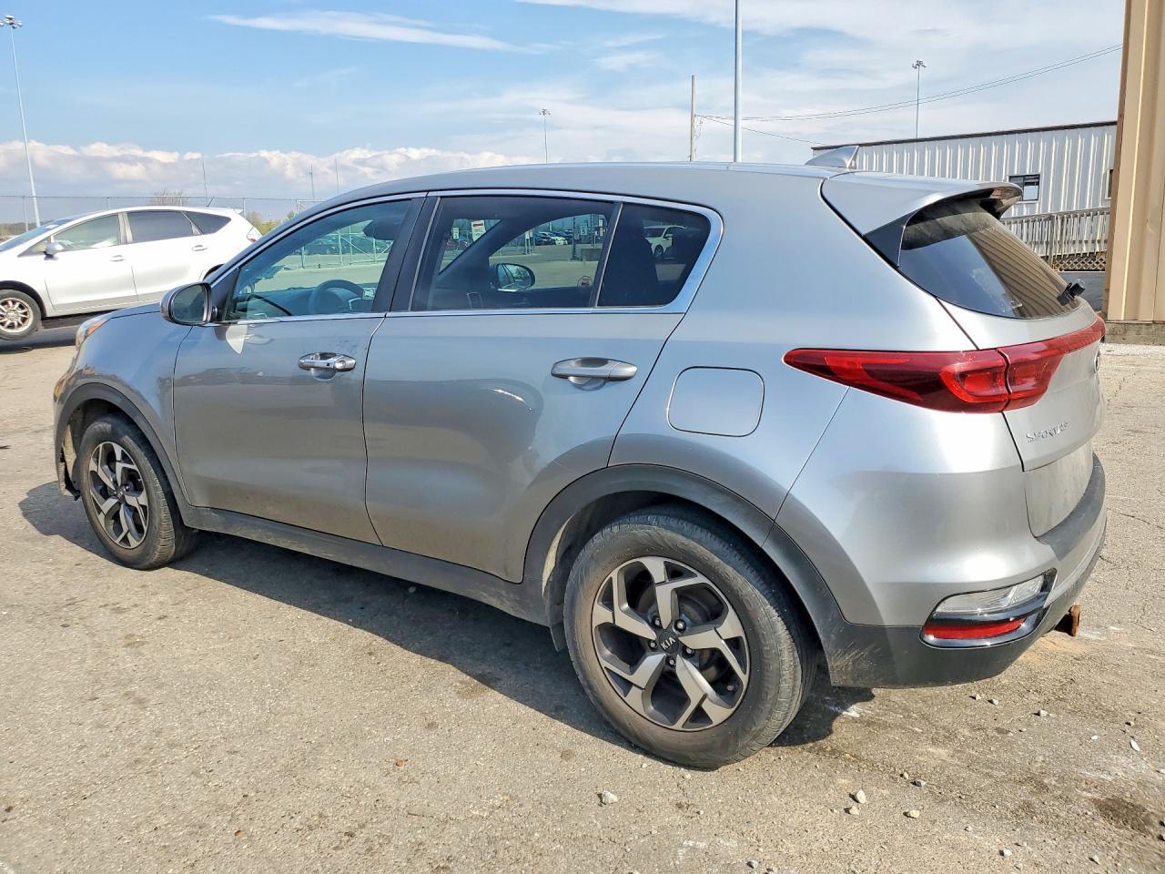 2020 Kia Sportage Lx - Фото 2
