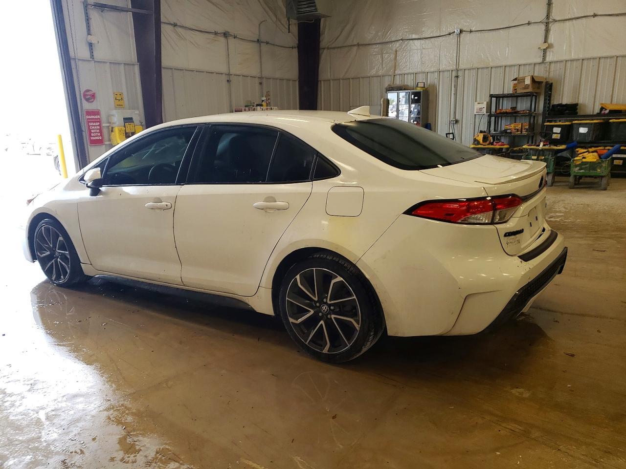 2022 Toyota Corolla Se - Фото 2