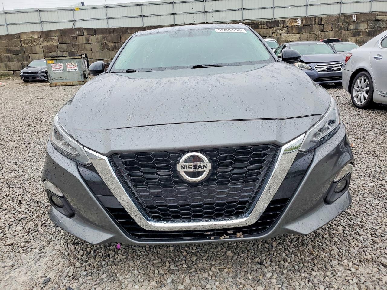 2019 Nissan Altima Sr - Image 5