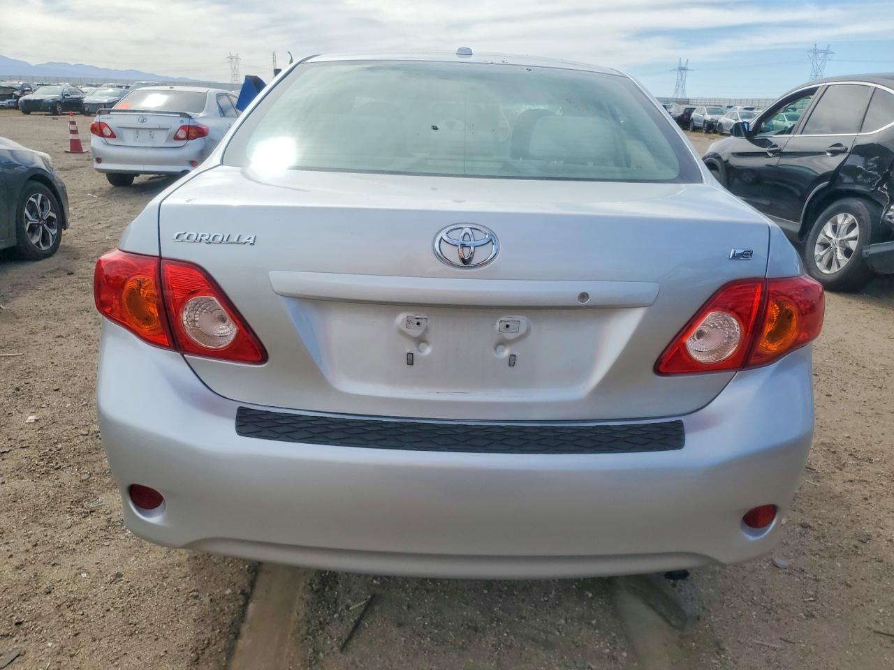 2009 Toyota Corolla Le - Фото 6