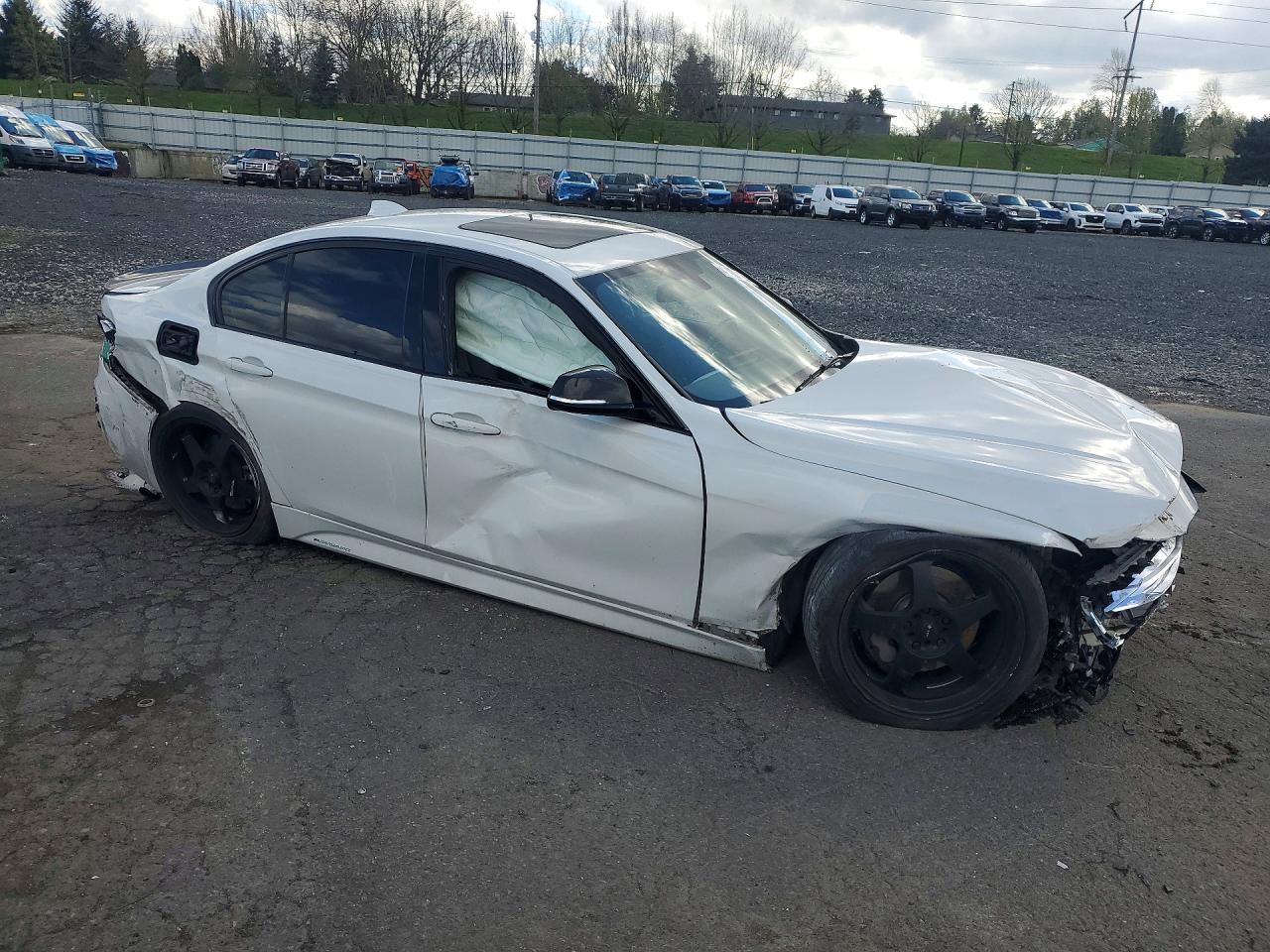 2017 BMW 340 I - Фото 4