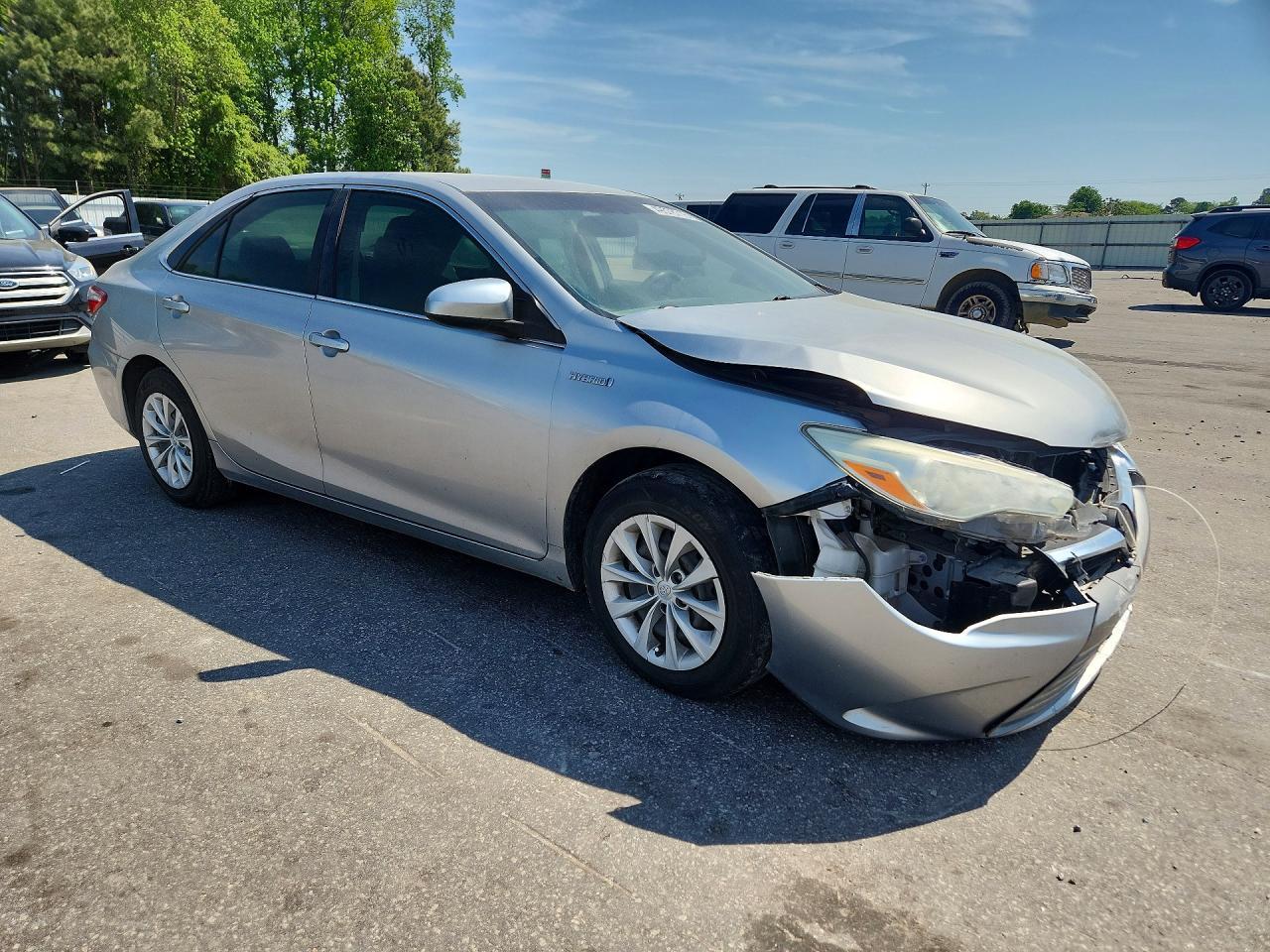 2015 Toyota Camry Hybrid Le - Фото 4