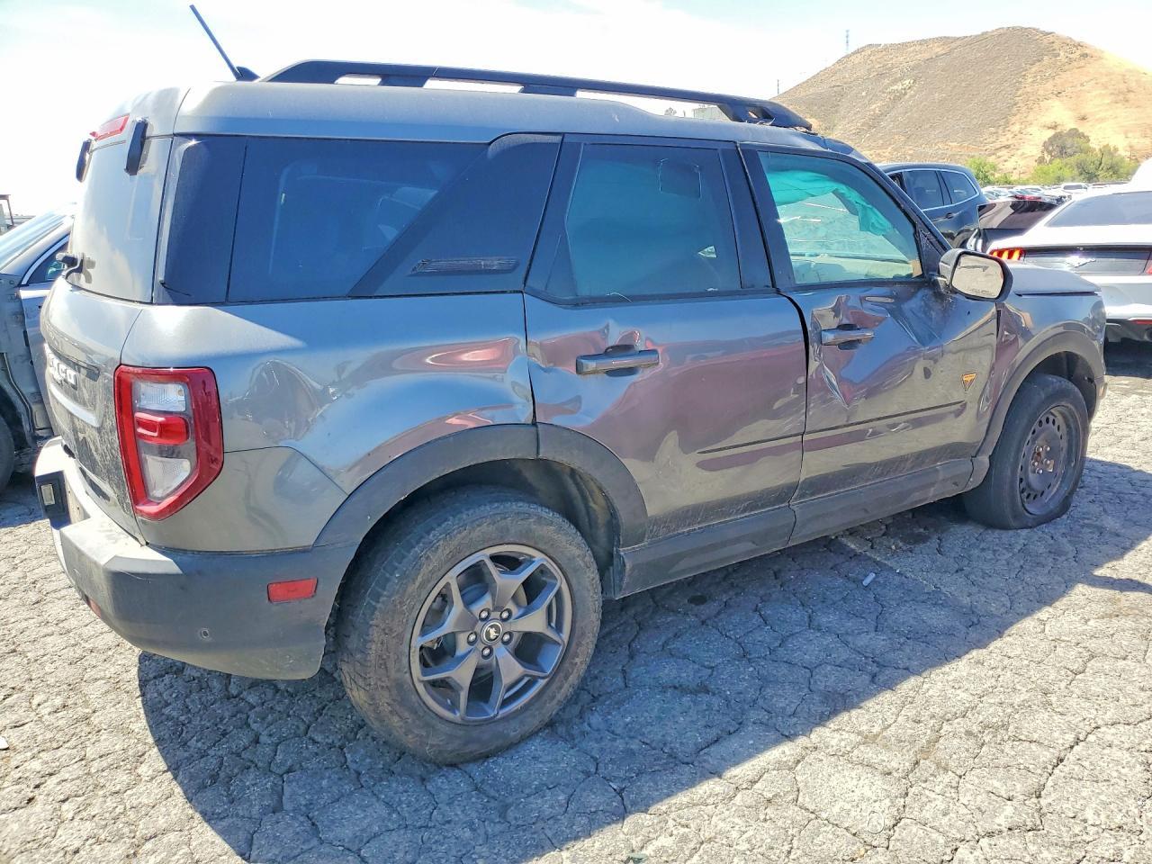 2022 Ford Bronco Sport Badlands - Фото 3