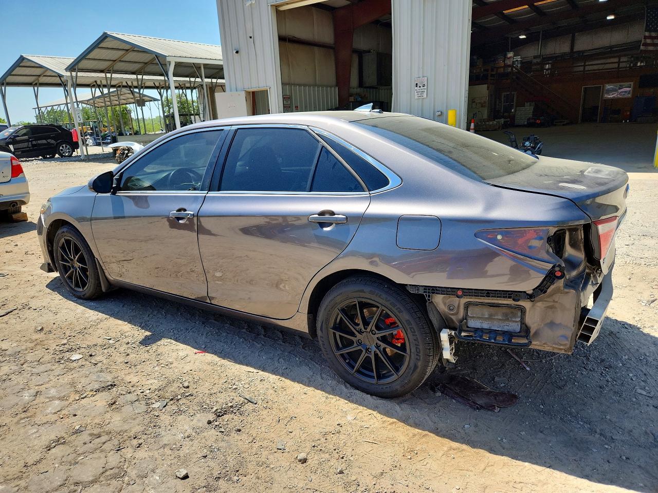 2015 Toyota Camry Xle - Фото 2
