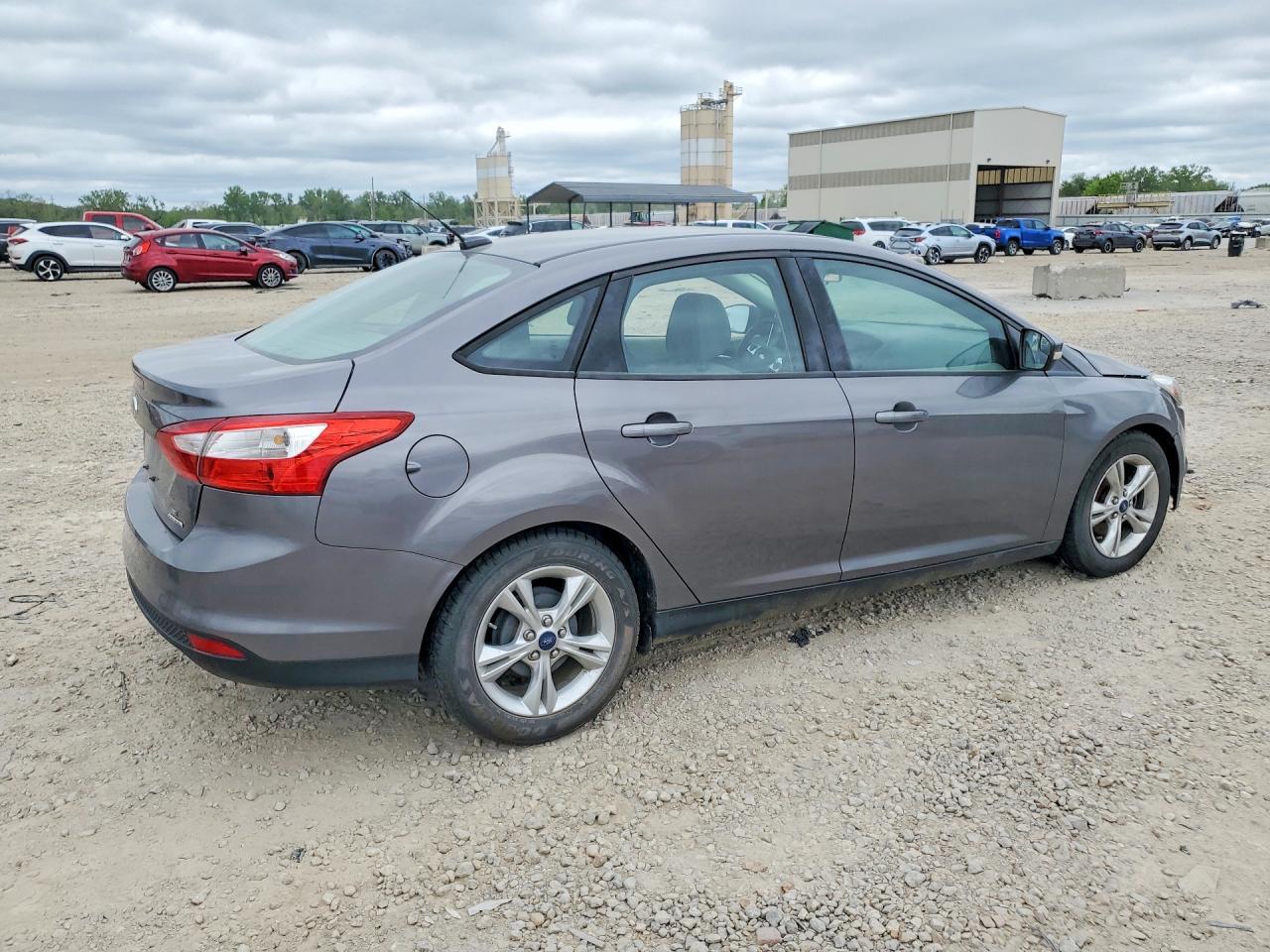 2014 Ford Focus Se - Image 3