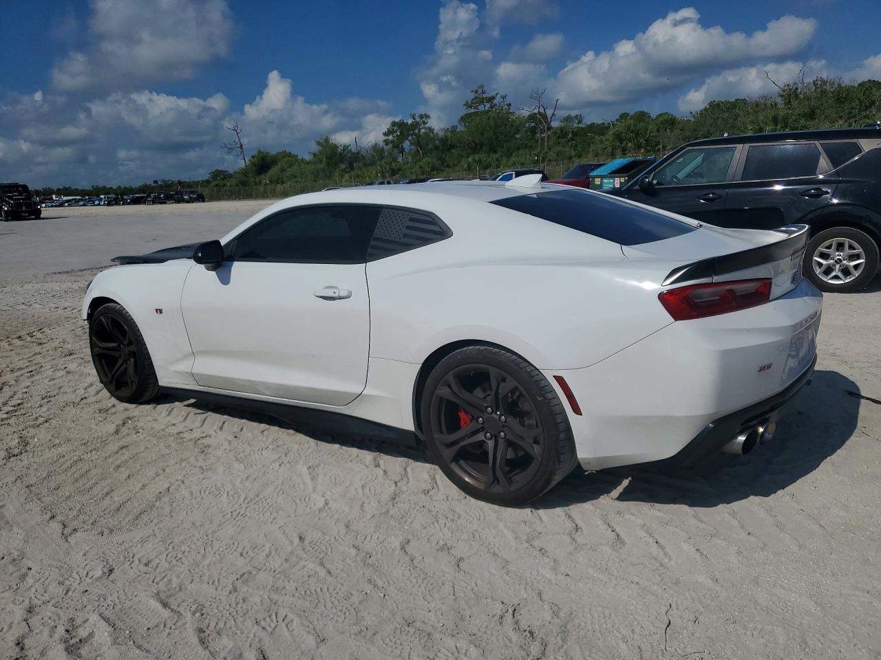 2017 Chevrolet Camaro Ss - Фото 2
