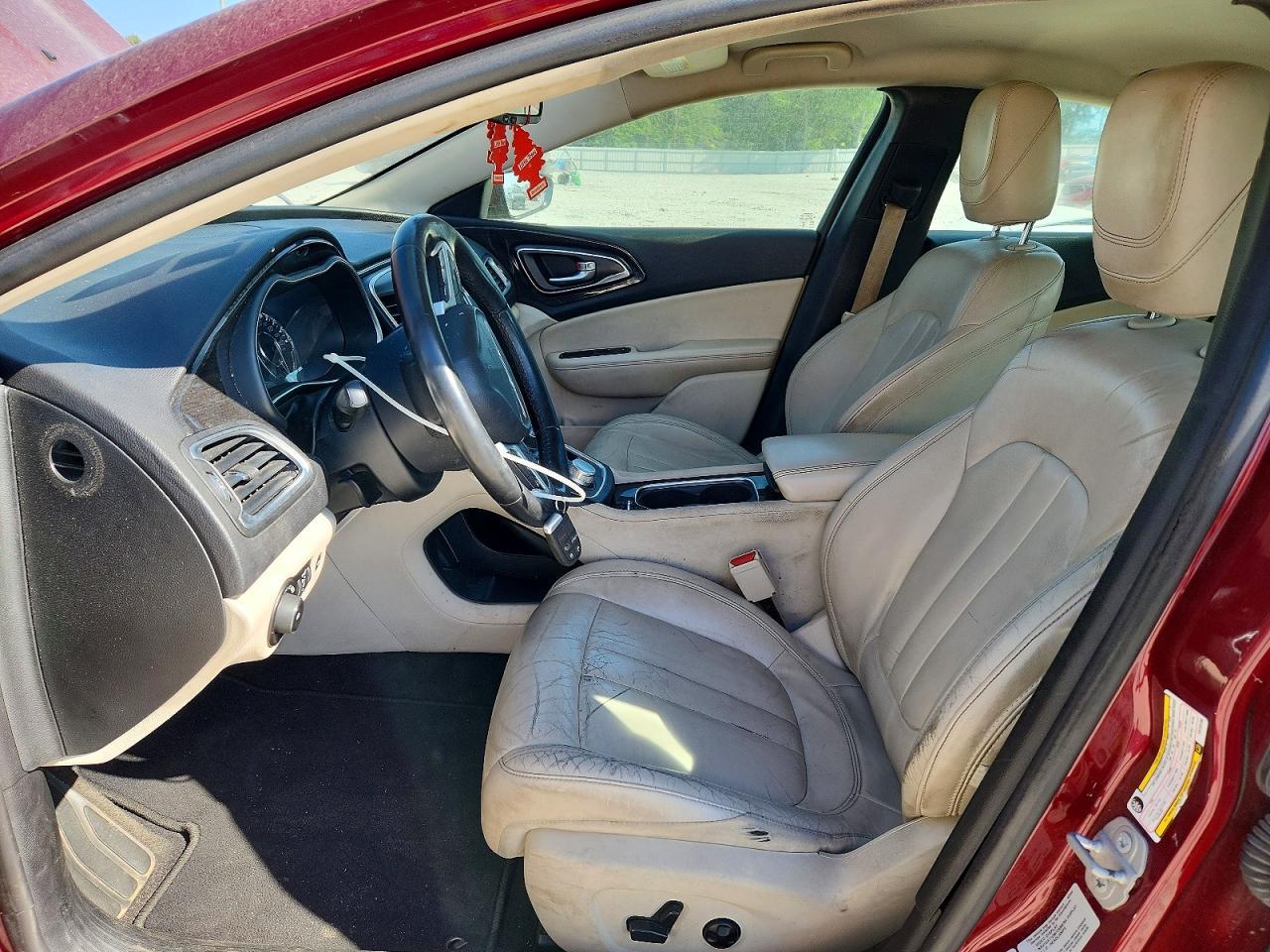 2015 Chrysler 200 C - Фото 7