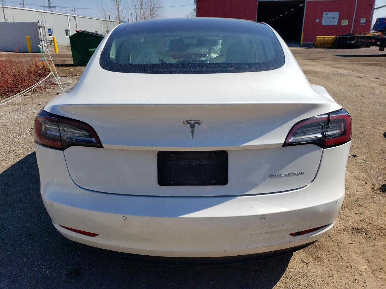 2020 Tesla Model 3 - Фото 6