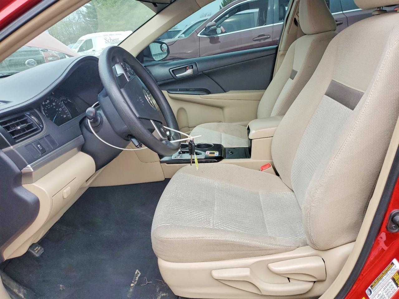 2014 Toyota Camry Le - Фото 7