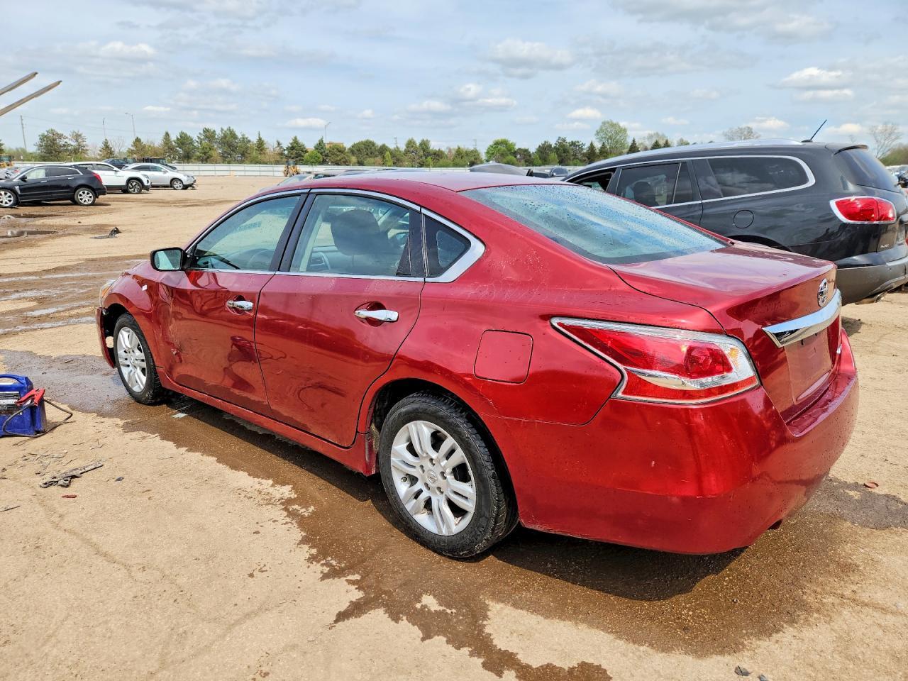 2014 Nissan Altima 2.5 S - Фото 2