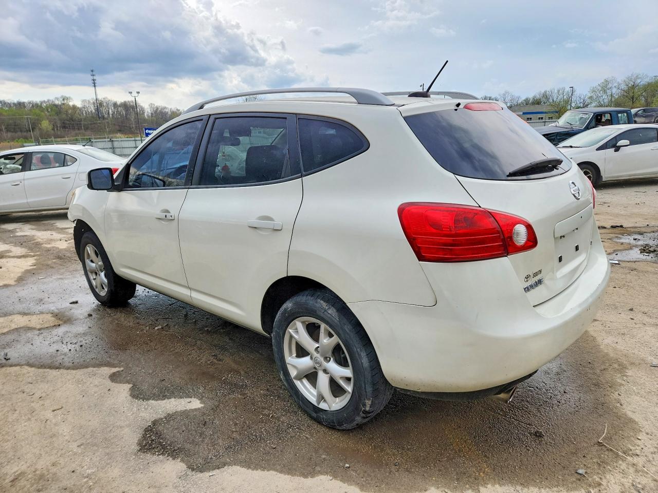 2009 Nissan Rogue S - Фото 2
