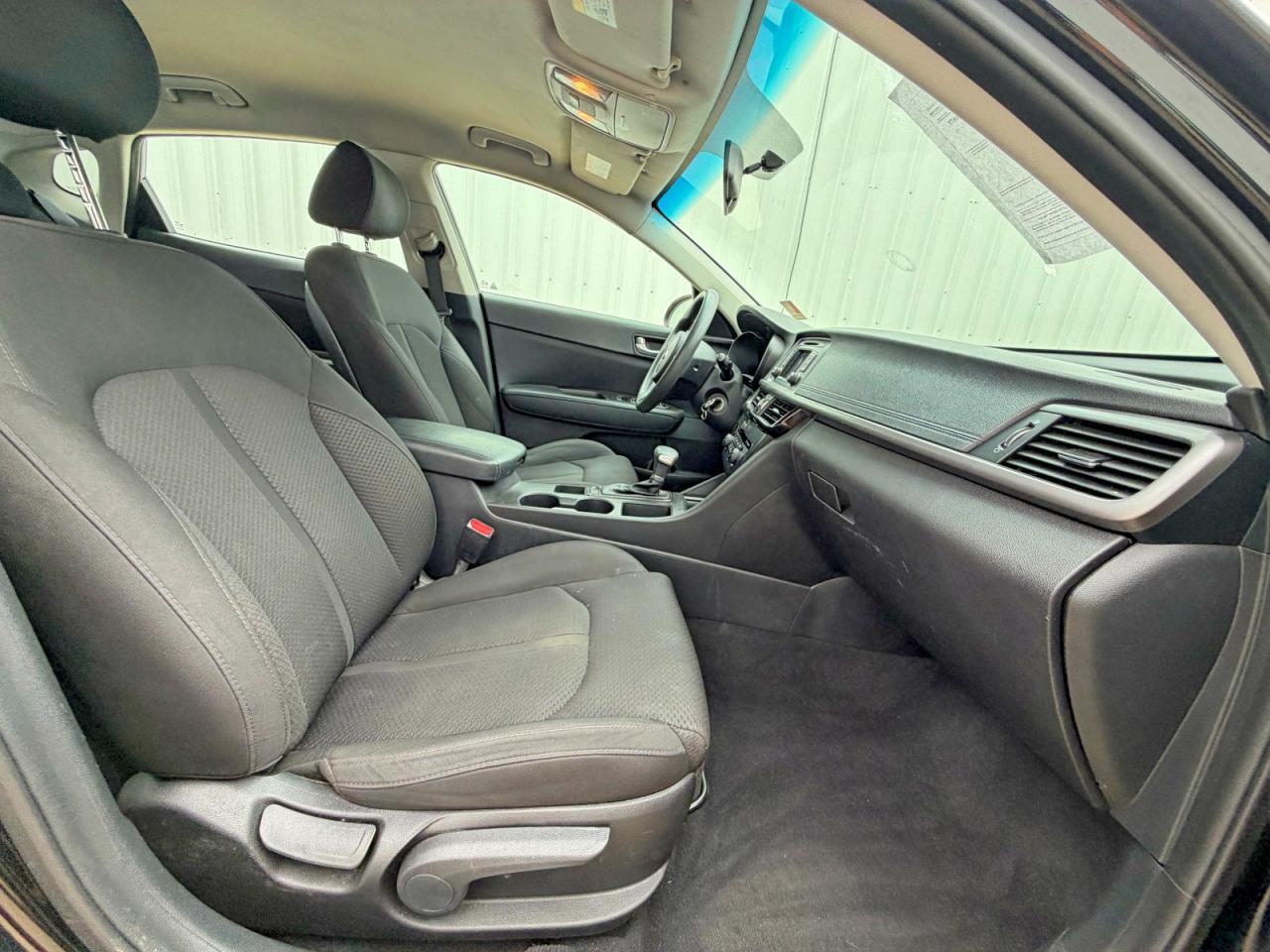 2017 Kia Optima Lx - Image 5