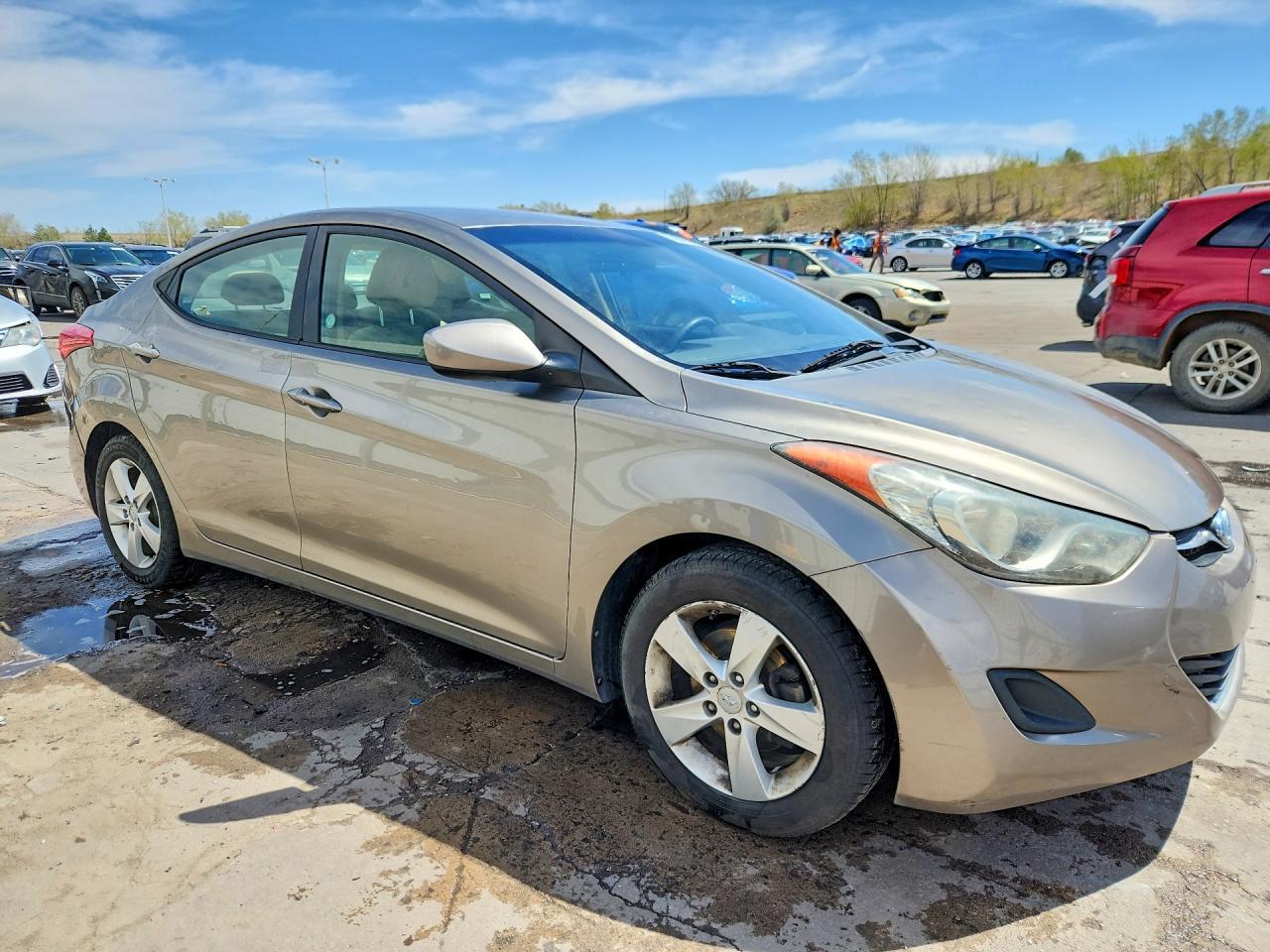 2013 Hyundai Elantra Gls - Фото 4