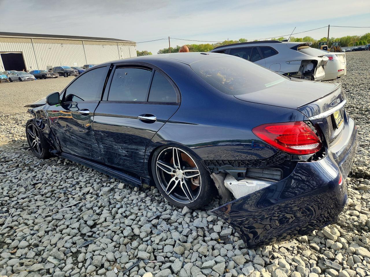 2019 Mercedes-Benz E Amg 53 4Matic - Image 2