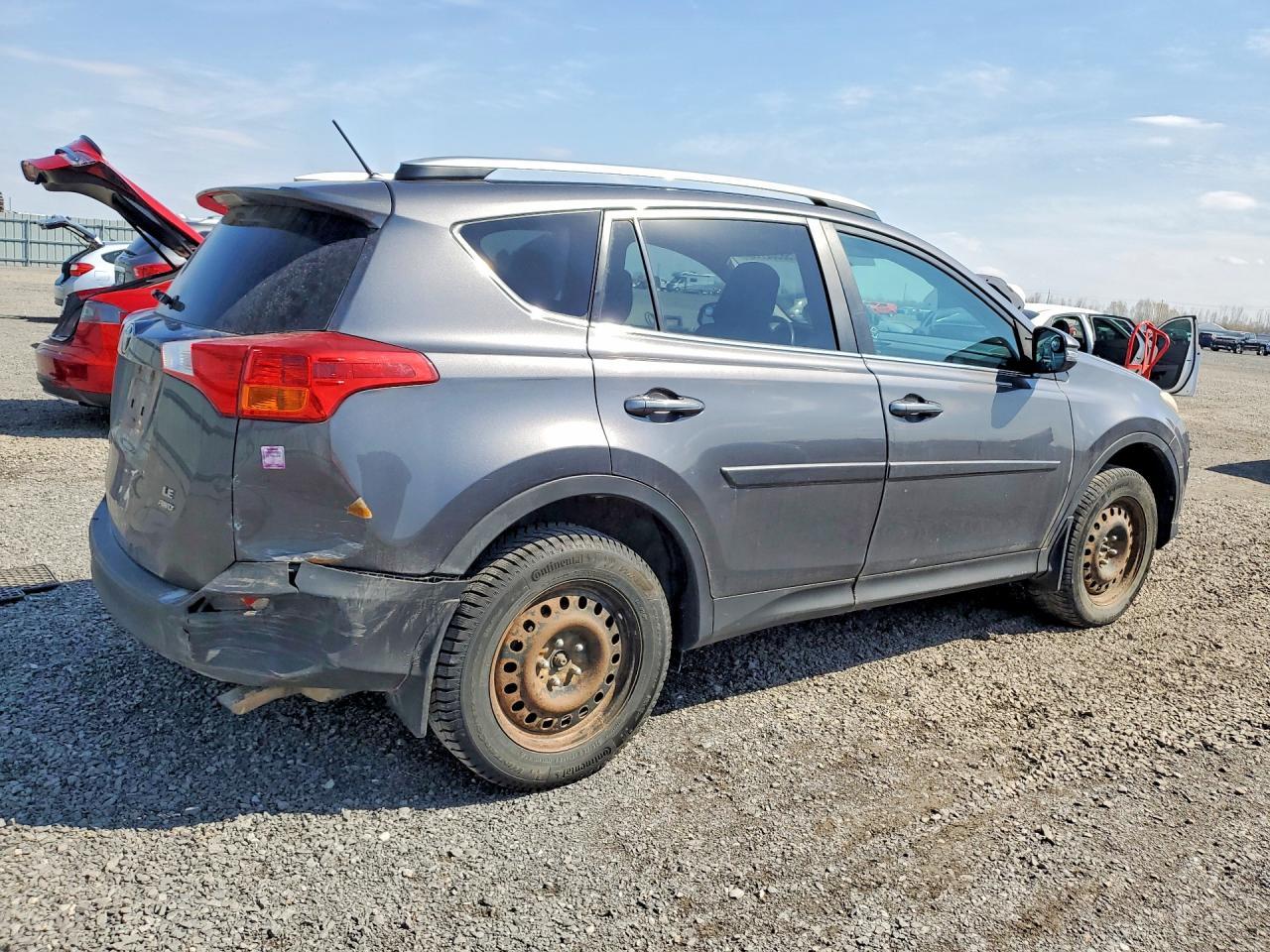 2014 Toyota Rav4 Le - Image 3