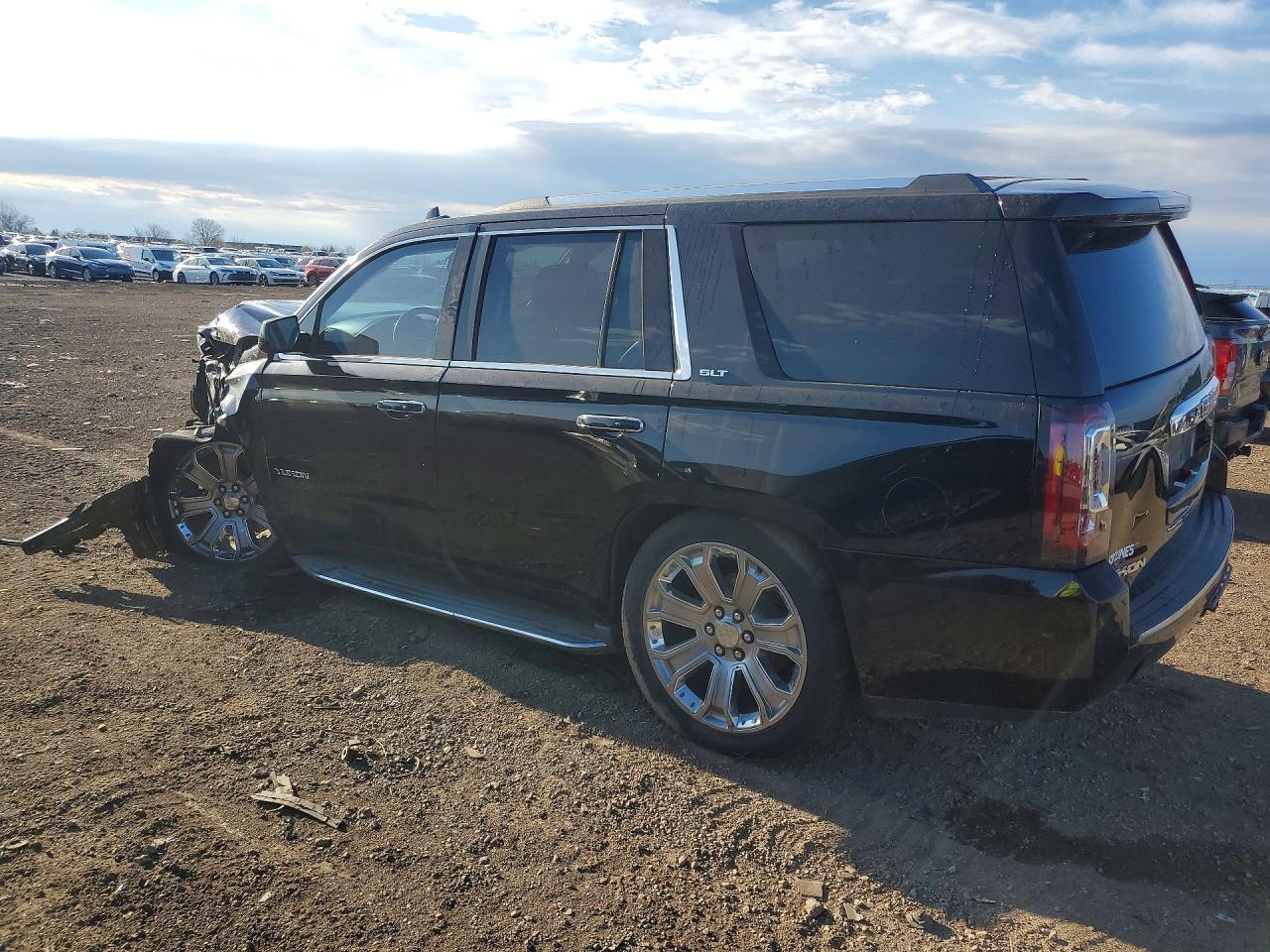 2015 GMC Yukon Slt - Image 2