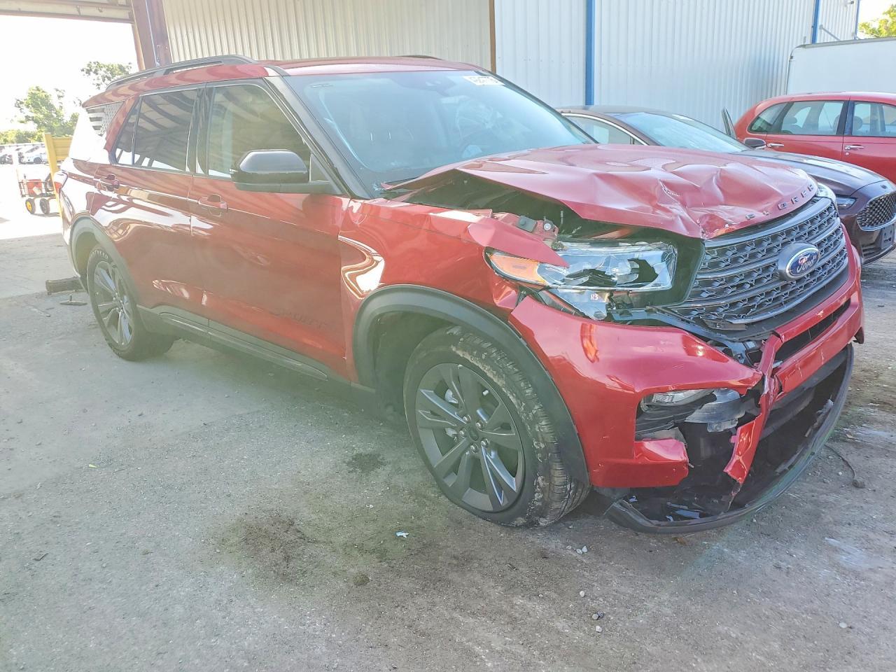 2022 Ford Explorer Xlt - Фото 4