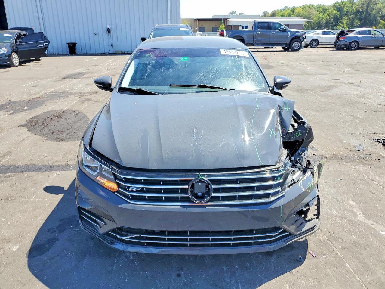 2017 Volkswagen Passat R-Line - Image 5