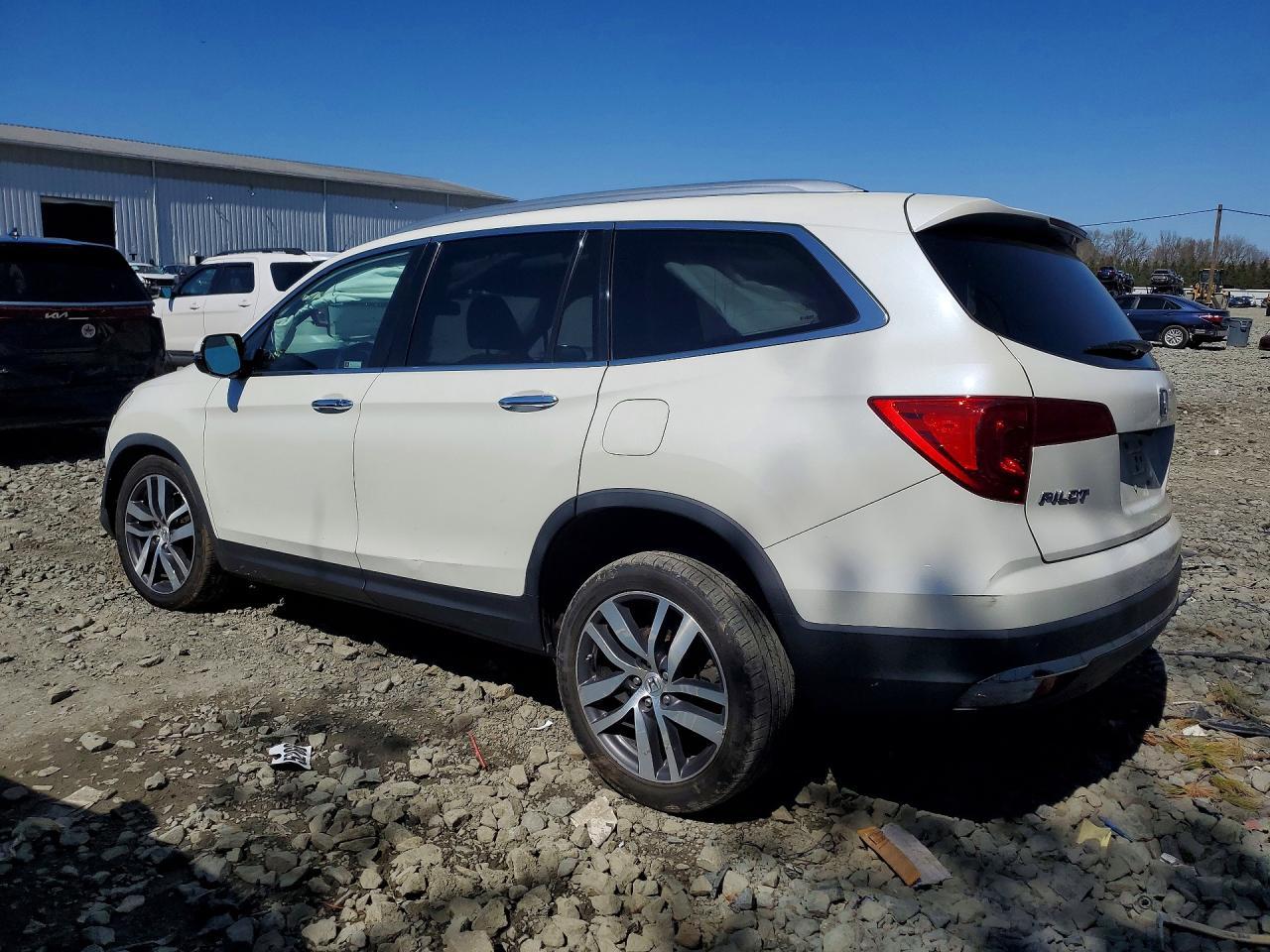 2018 Honda Pilot Touring - Фото 2