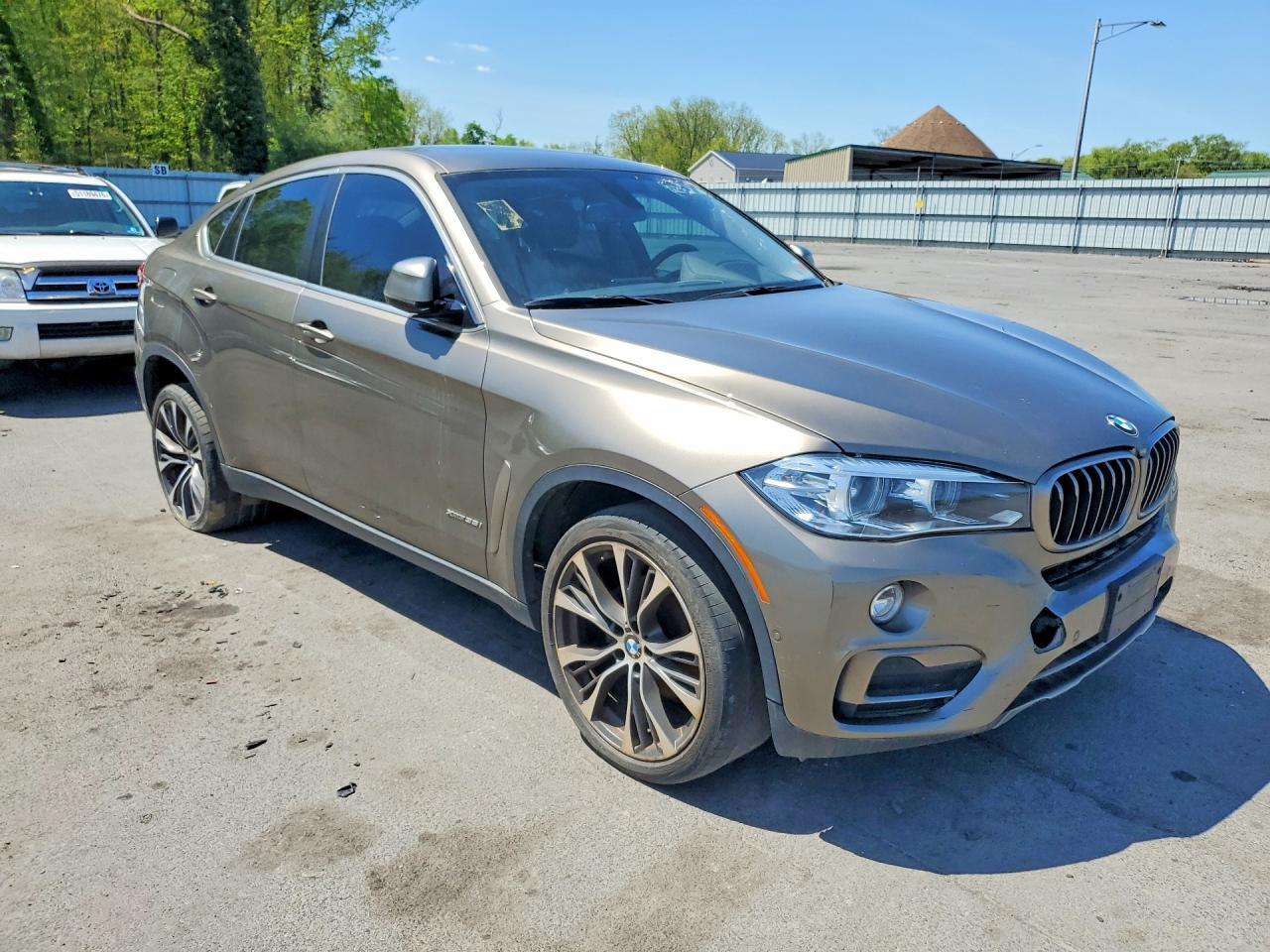 2017 BMW X6 xDrive35I - Фото 4