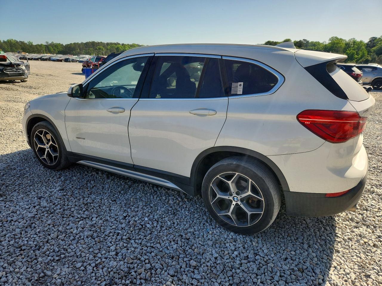 2018 BMW X1 xDrive28I - Фото 2