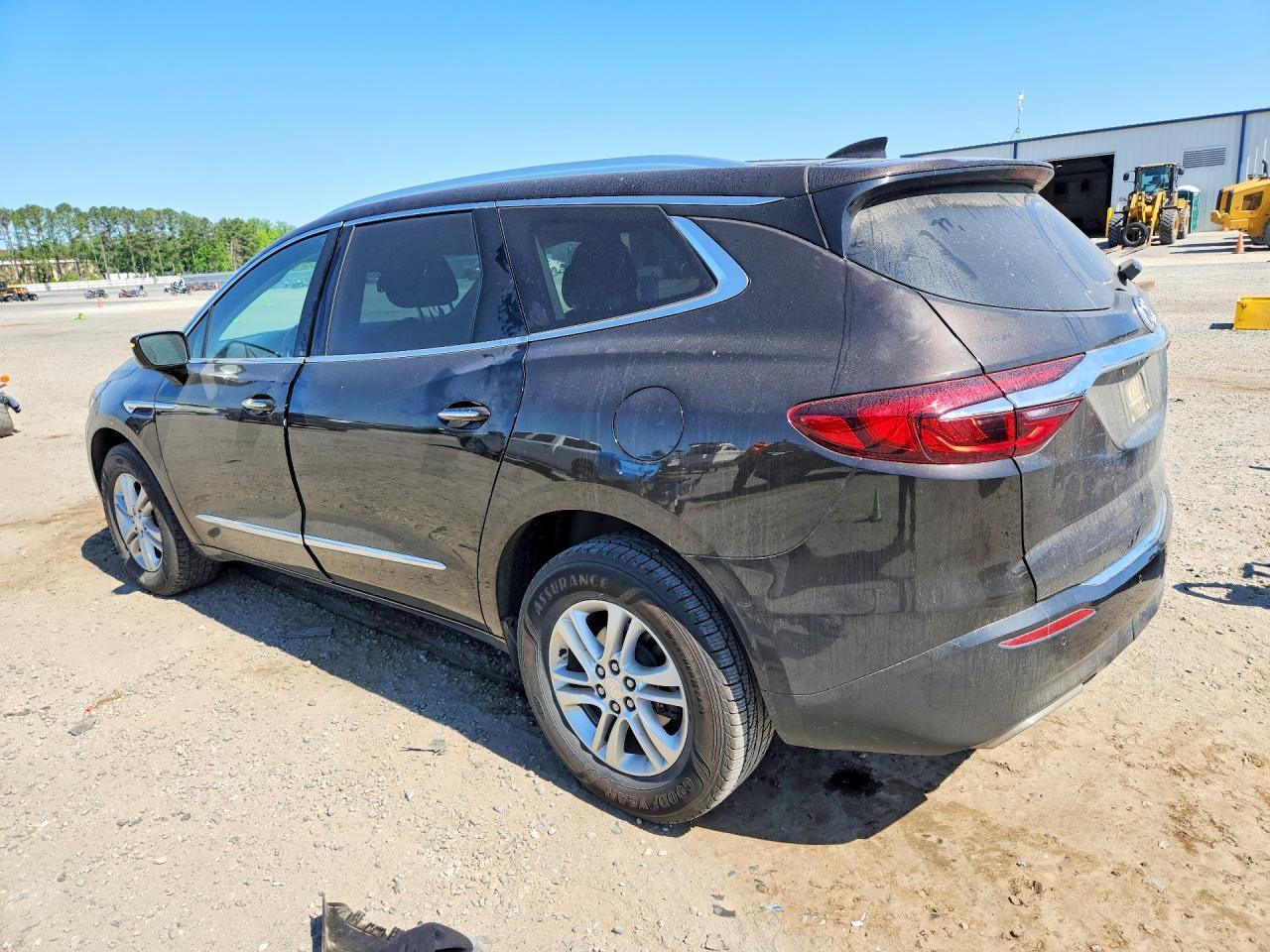 2019 Buick Enclave Essence - Image 2