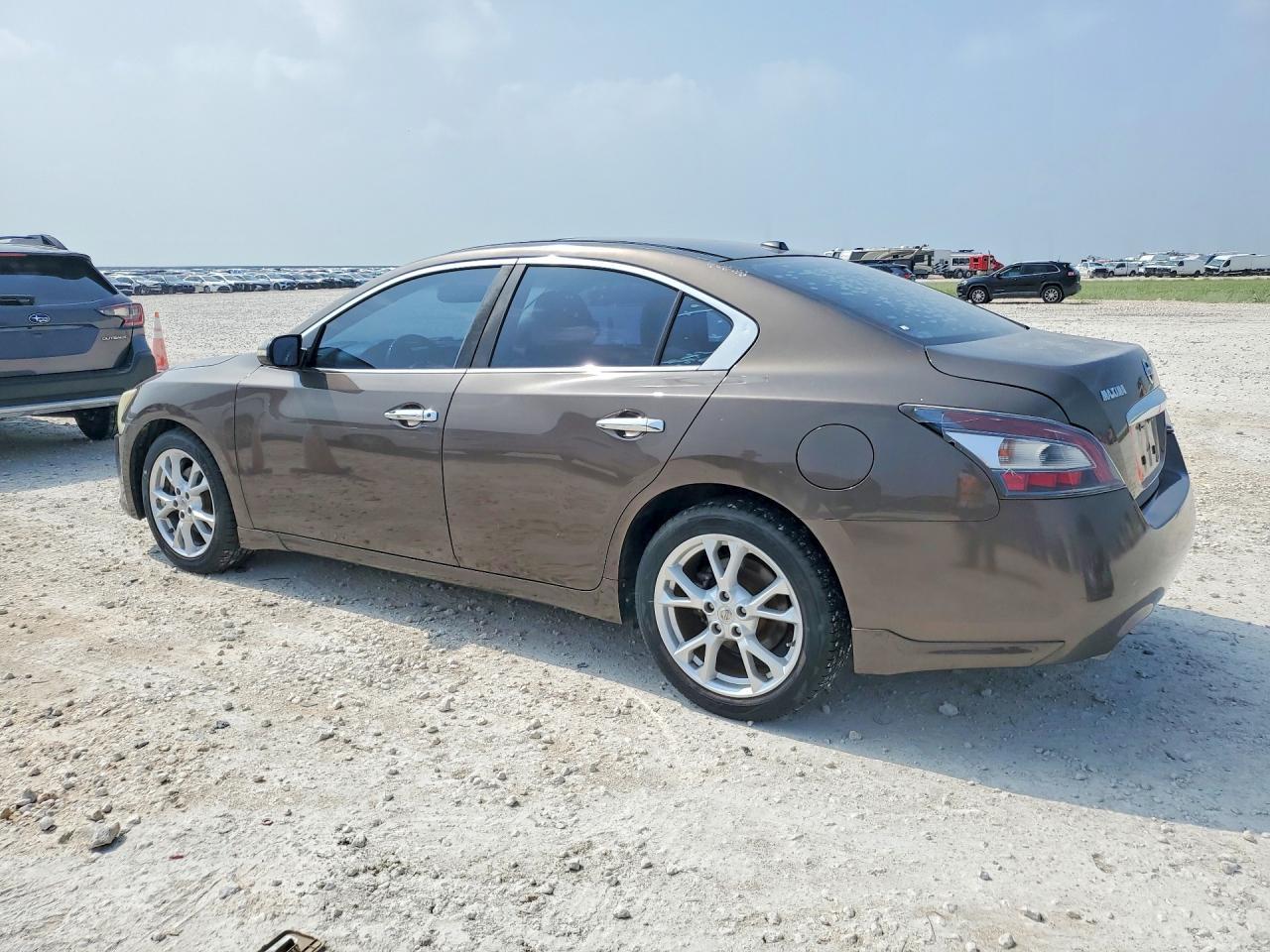 2014 Nissan Maxima 3.5 Sv - Image 2