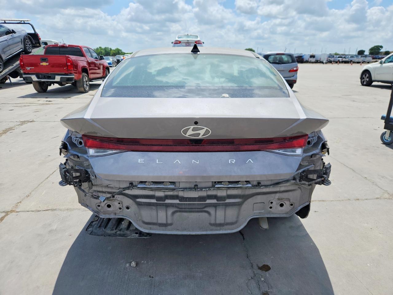 2024 Hyundai Elantra Sel - Фото 6