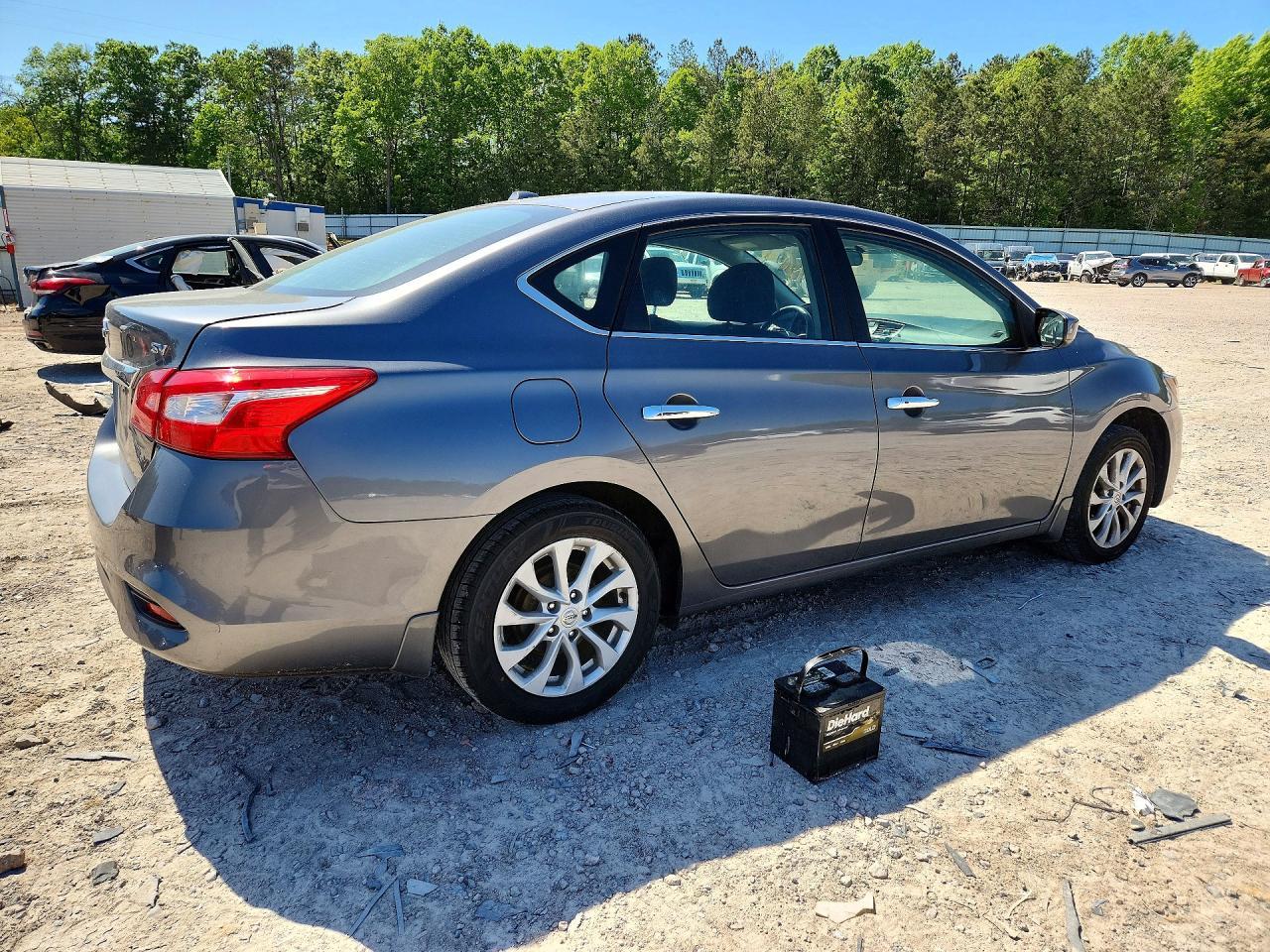 2019 Nissan Sentra Sv - Image 3