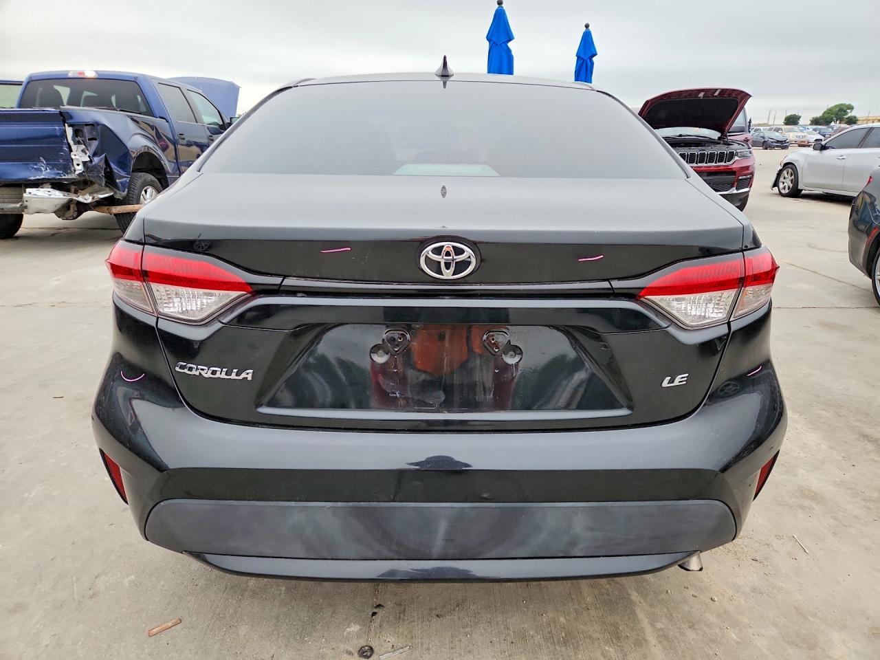 2022 Toyota Corolla Le - Image 6
