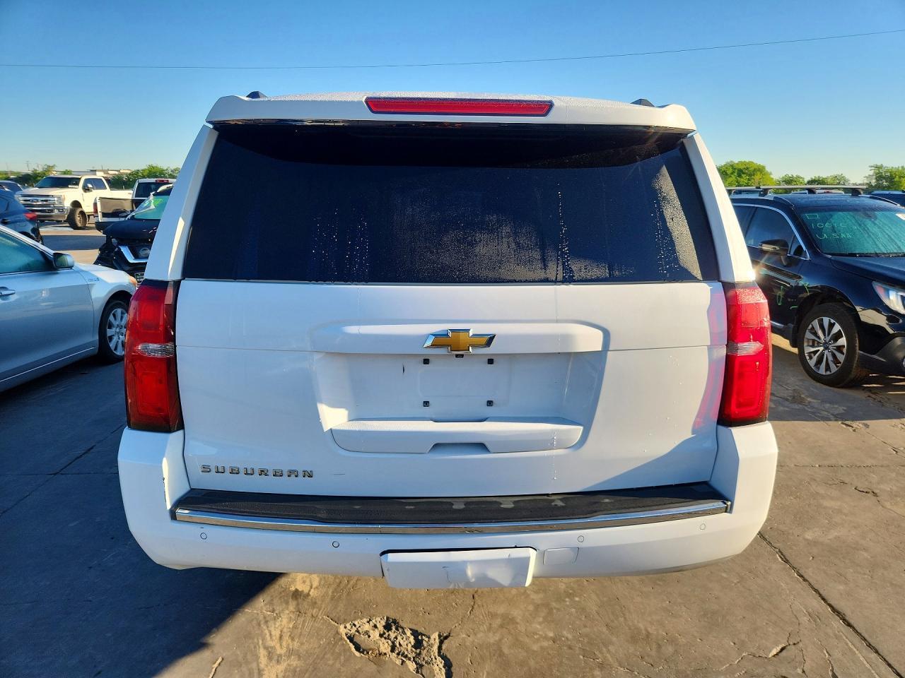 2015 Chevrolet Suburban K1500 Ltz - Image 6